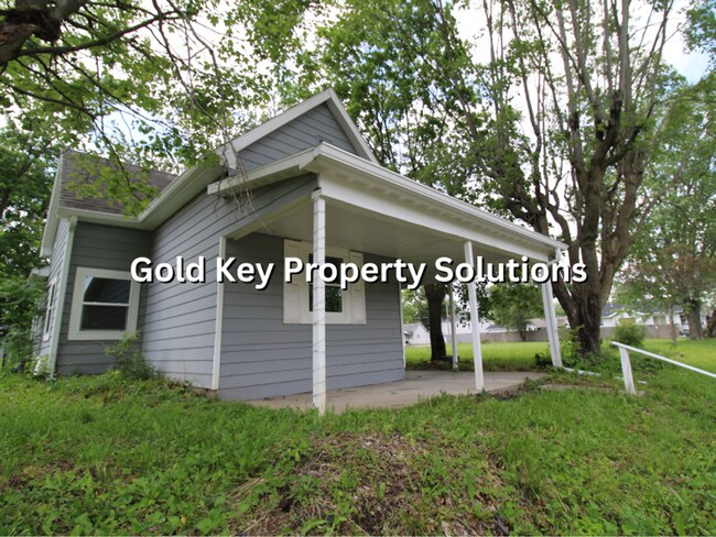 Foto del edificio - Nicely updated 3 BR 1 BA House with Covered Front Porch and Central Air (SECTION 8 APPROVED)