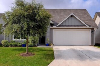 Building Photo - 1009 Marvin Wy