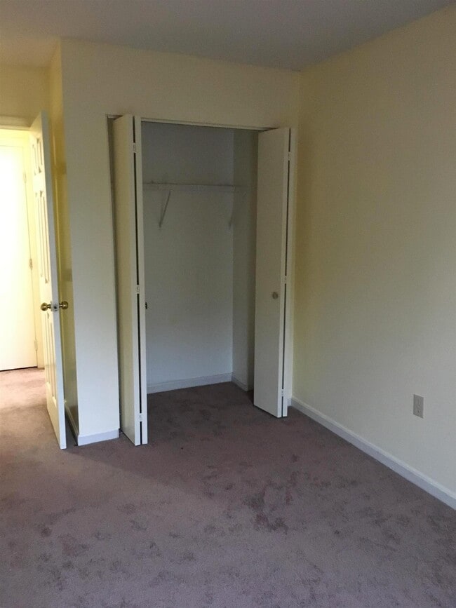 Building Photo - 620 Boston Ave