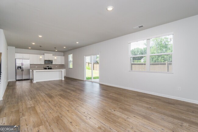 Foto del edificio - 129 Softwood Ct