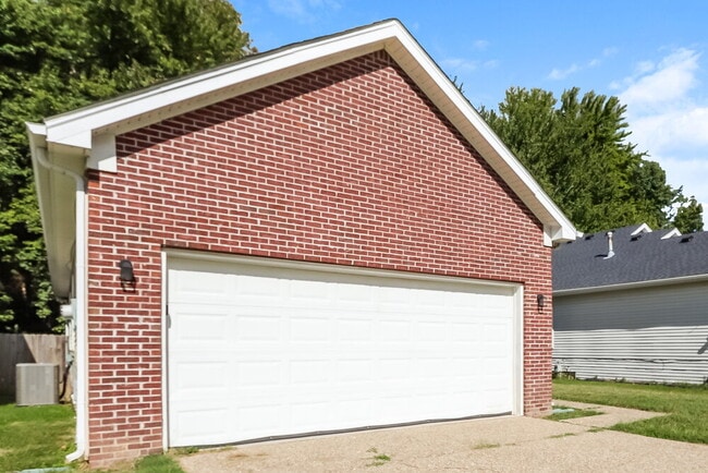 Foto del edificio - 11109 Meadow Chase Ct