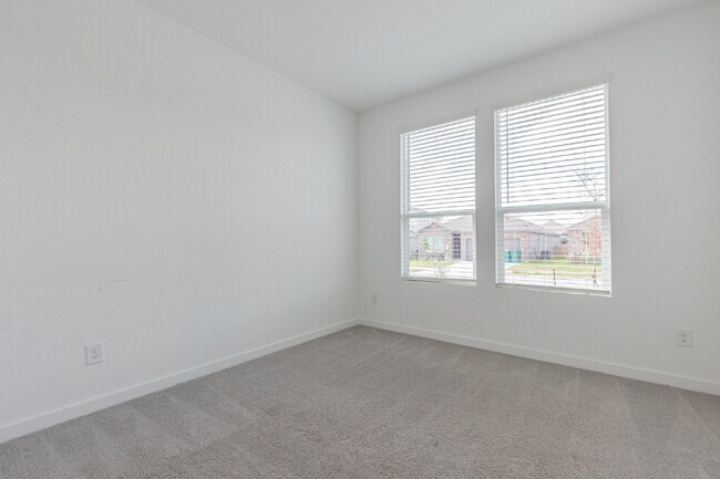 Building Photo - 9415 Dassler Spgs