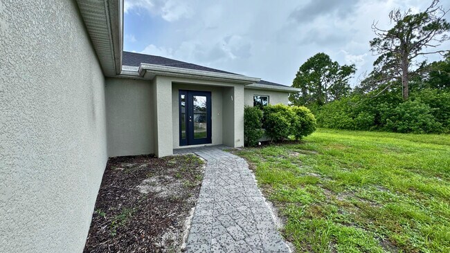 Foto del edificio - 2322 NW 30th Terrace