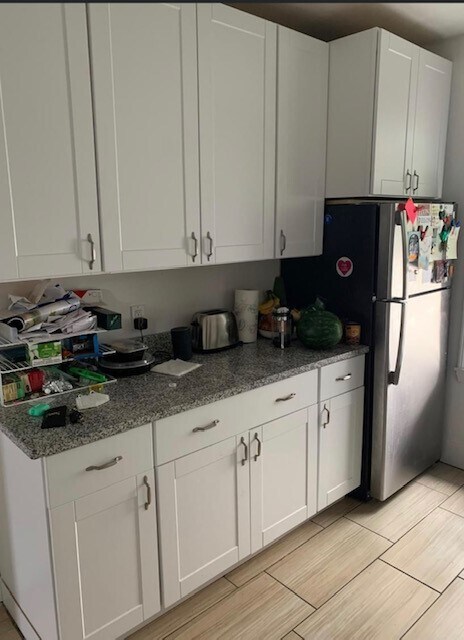 Building Photo - 9 Union St