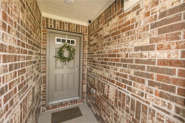 Building Photo - 1404 Deering Run
