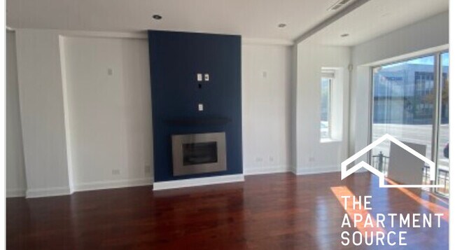 Foto del edificio - 2331 N Western Ave