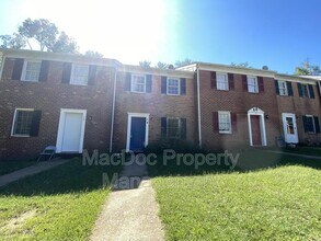 Building Photo - 14 Manchester Ct