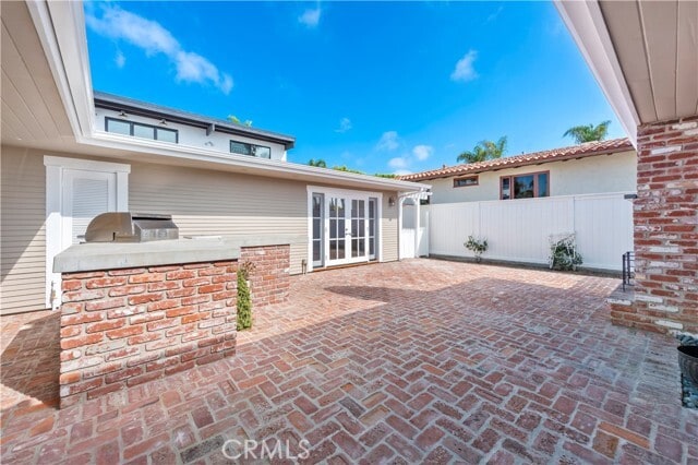 Building Photo - 2403 Calle Madiera