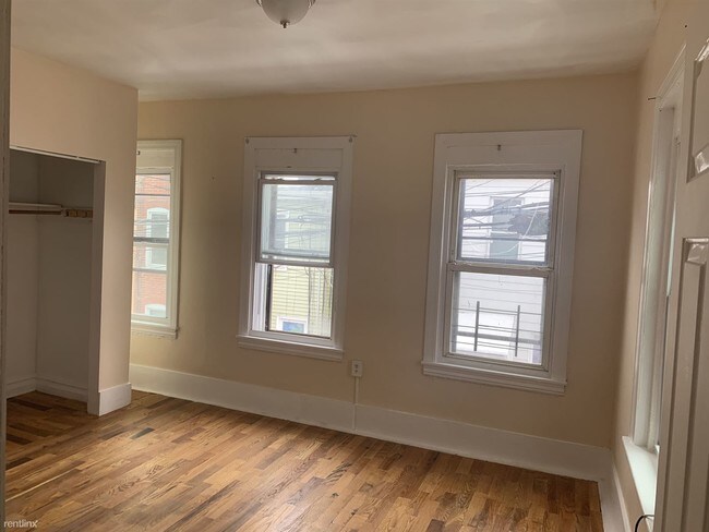 Building Photo - 1 br, 1 bath  - 326 N Lumber St
