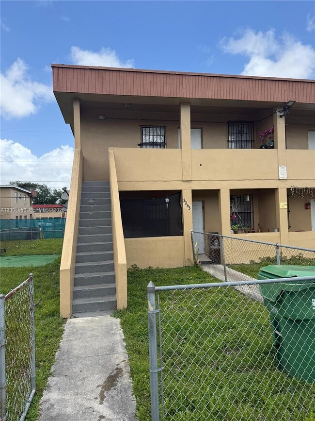 Building Photo - 3255 NW 47th St