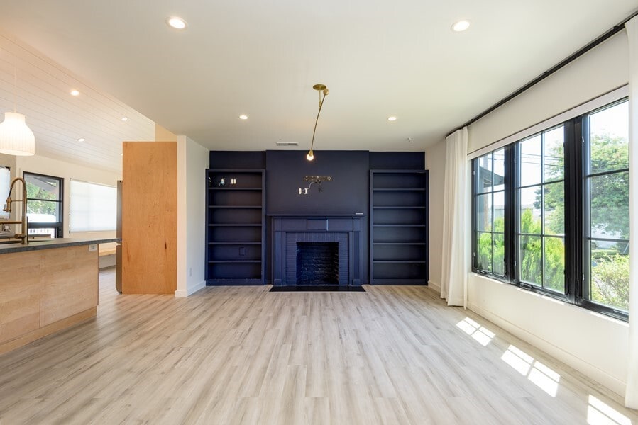 Building Photo - San Bruno Contemporary