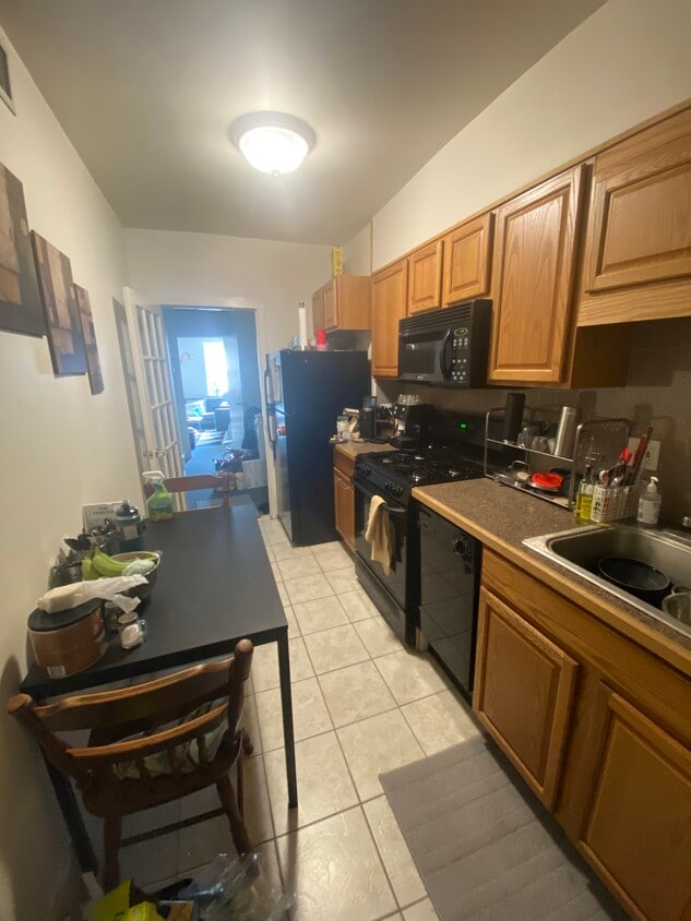 120 Bala Ave Unit B, Bala Cynwyd, PA 19004 Apartments in Bala Cynwyd