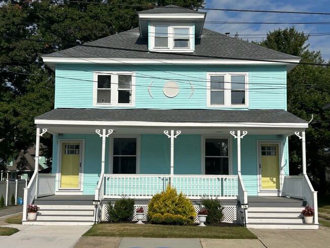 Completamente renovado de arriba a abajo - 72 Delaware Ave