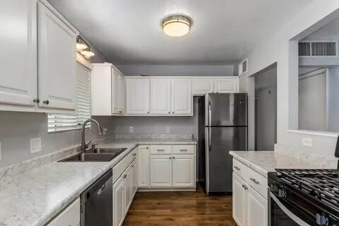 Building Photo - 3614 N Mohave Way