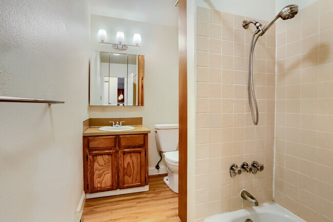 Foto del edificio - 5005 SW Mitchell St