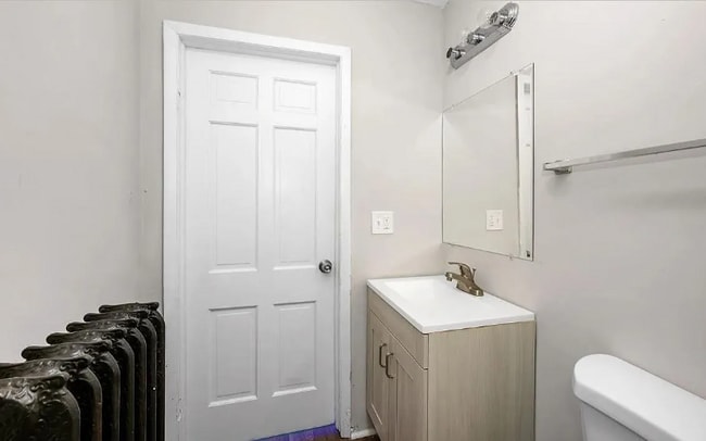 Photo - 2335 May St Apartment