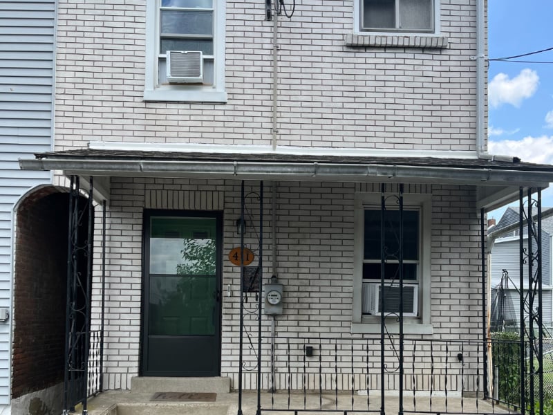 Primary Photo - 411 Limestone St