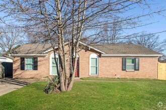 Building Photo - 4014 Stowe St