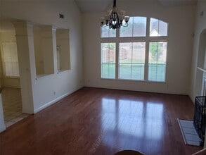 Building Photo - 5319 Ashley Way Ct