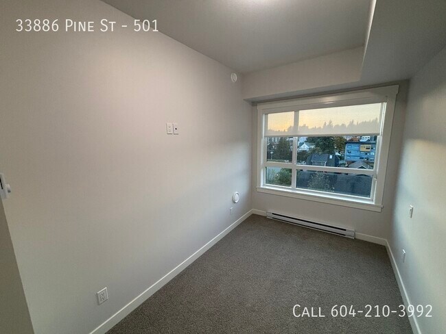 Photo du bâtiment - Brand New Condo at Jacob