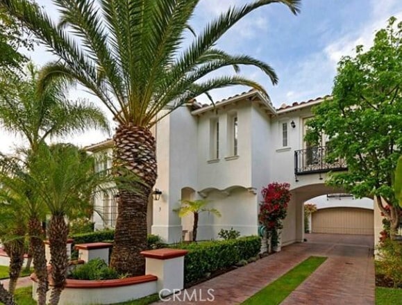 Building Photo - 3 New Dawn