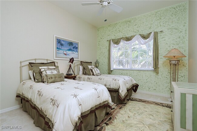 Foto del edificio - 5901 Ashford Ln