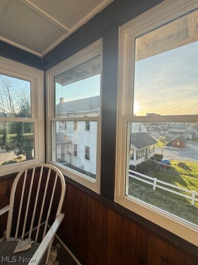 Foto del edificio - 107 W Main St