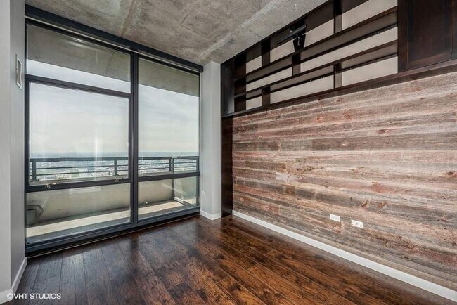 Foto del edificio - 235 W Van Buren St