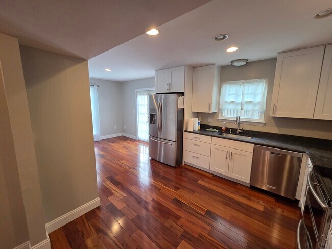 Cocina - 115 Waltham Ct