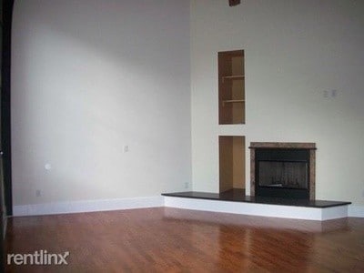 Building Photo - 921 W Kentucky Ave