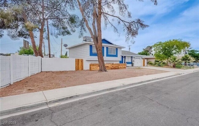 Foto del edificio - 4309 Hanford Ave