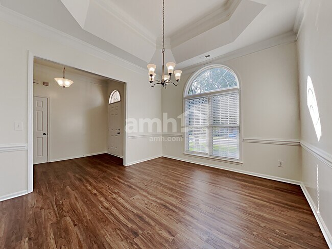 Foto del edificio - 1140 Boxelder Ln