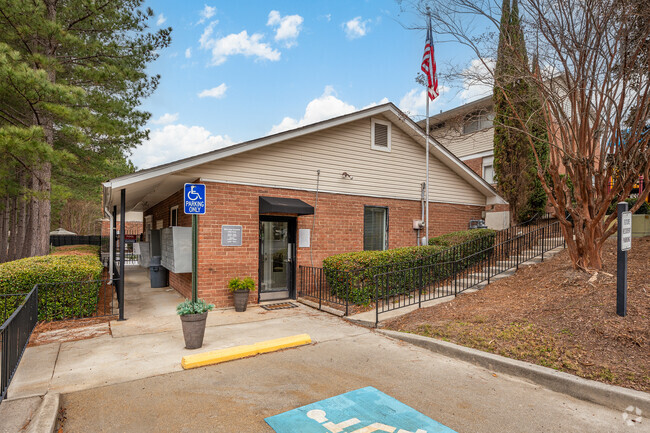 LEASING OFFICE - Willow Ridge Apartments