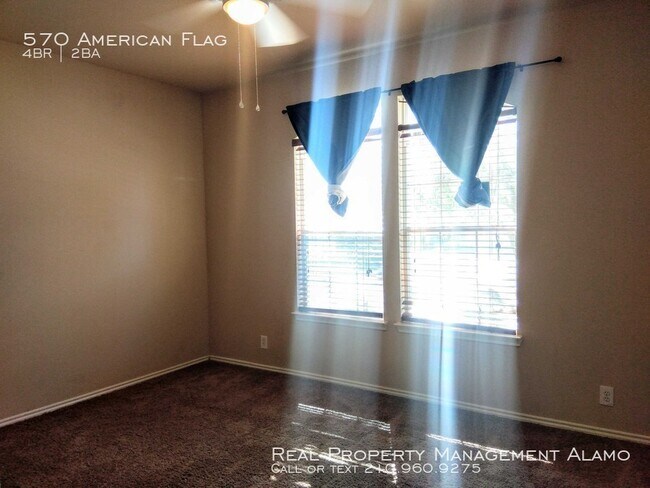 Building Photo - 570 American Flag