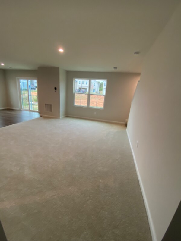Building Photo - 420 Harmony Hl Trl