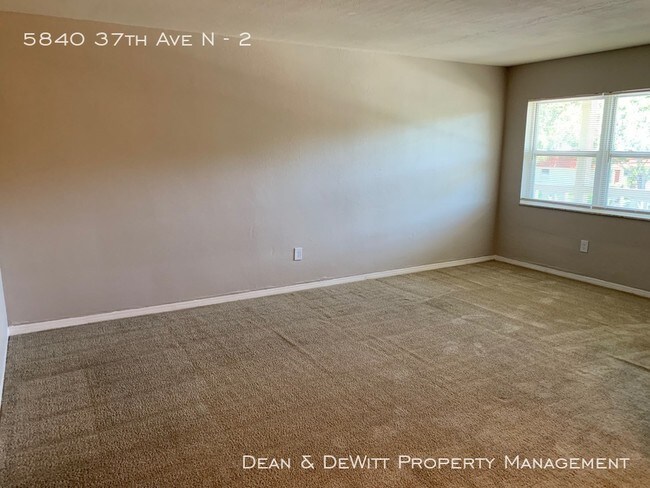 Foto del edificio - 5840 37th Ave N