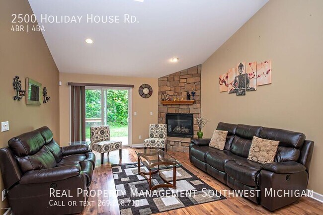 Building Photo - 2500 Holiday House Rd