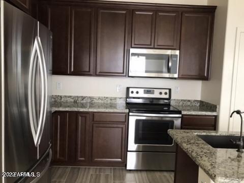 Foto del edificio - 16914 S 180th Ave