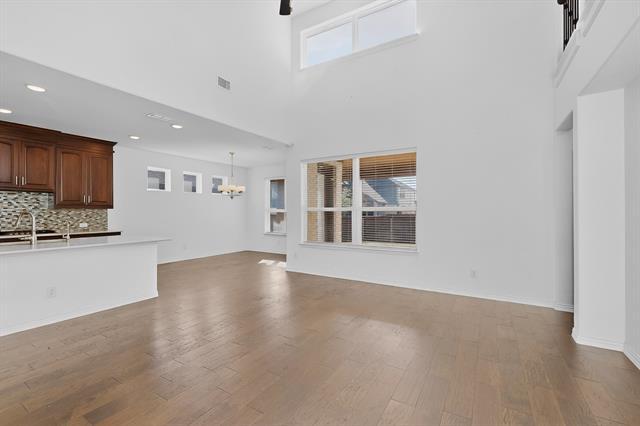 Foto del edificio - 2249 English Ivy Rd