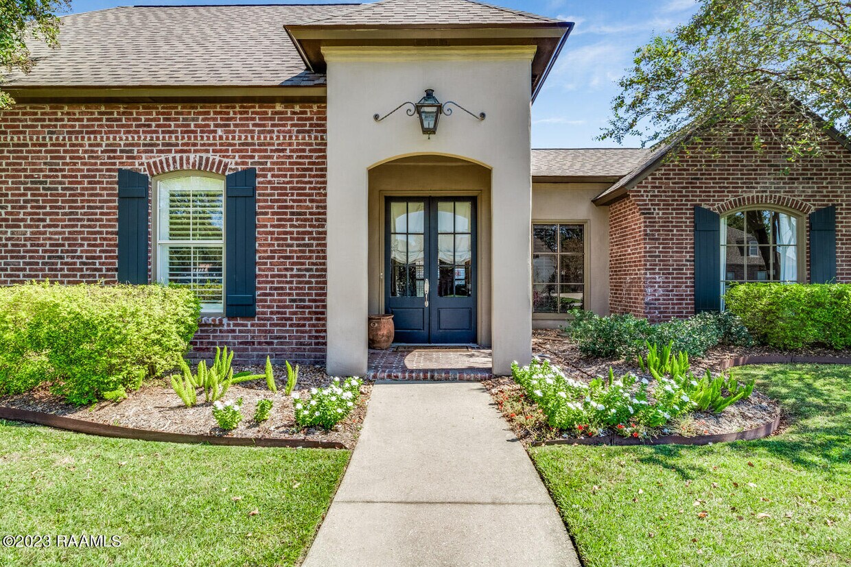 341 Mill Pond Dr, Youngsville, LA 70592 House Rental in Youngsville