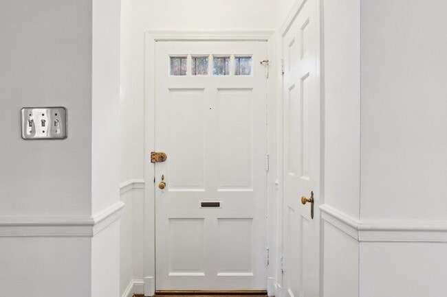 Foto del edificio - 5008 44th St NW