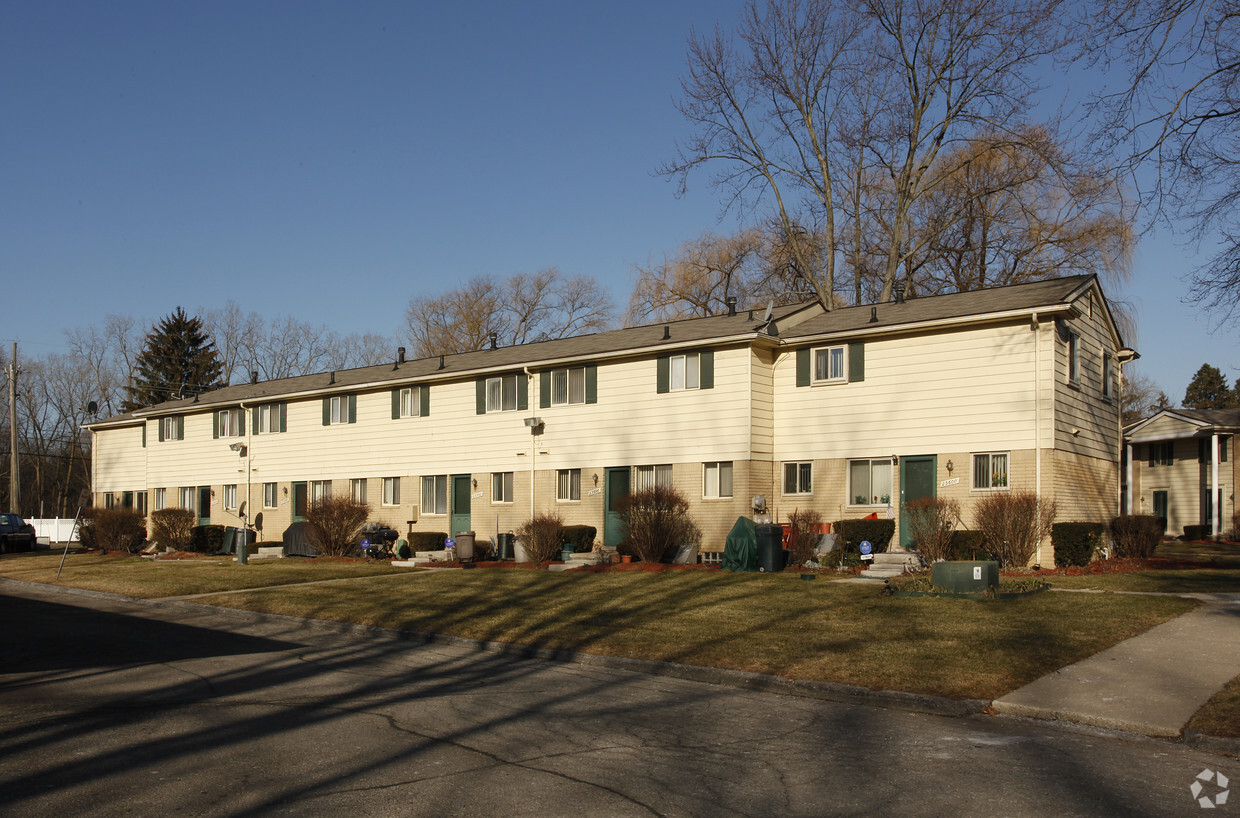 Primary Photo - Willow Pond Condos