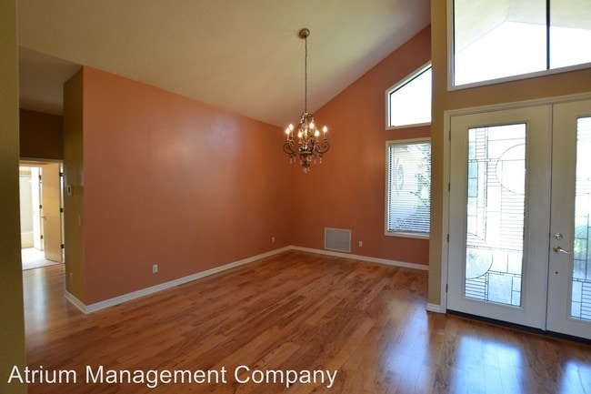 Building Photo - 3 br, 3 bath House - 663 Red Wing Dr.