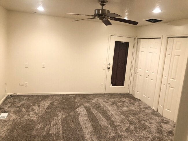 Building Photo - 12272 S 2700 W