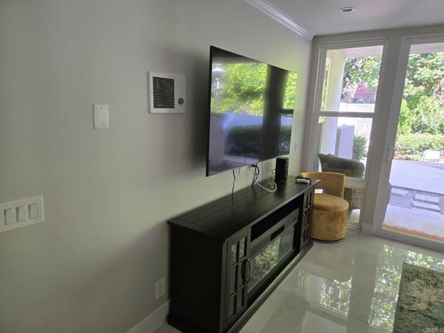 Foto del edificio - 2510 Torrey Pines Rd
