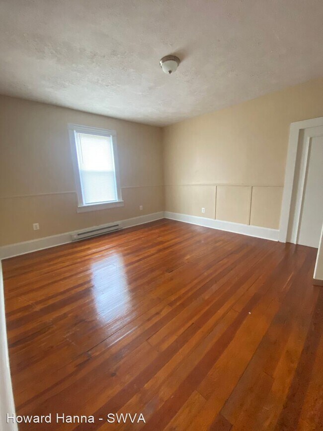 Building Photo - 4 br, 2 bath House - 119 18th Street SE