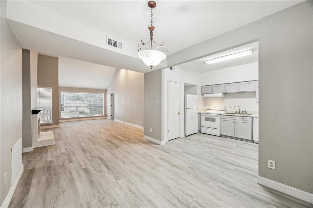 Foto principal - 2100 Tanglewilde St