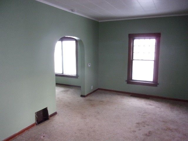 Building Photo - 1524 W 2nd St