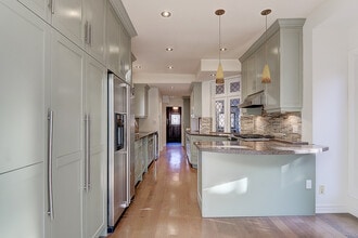 Building Photo - 138 Fallingbrook Rd