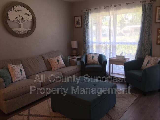 Building Photo - 4290 Porpoise Dr SE